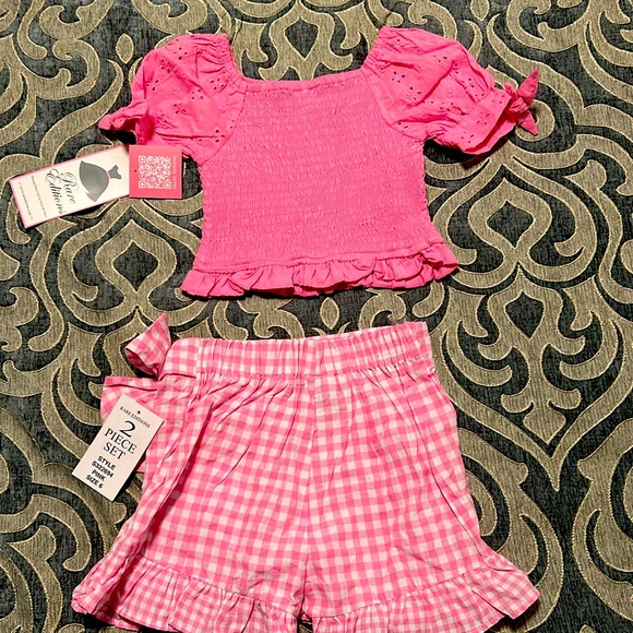 Girl size 6 - short puff sleeve top with matching short set - Picture 4 of 5
